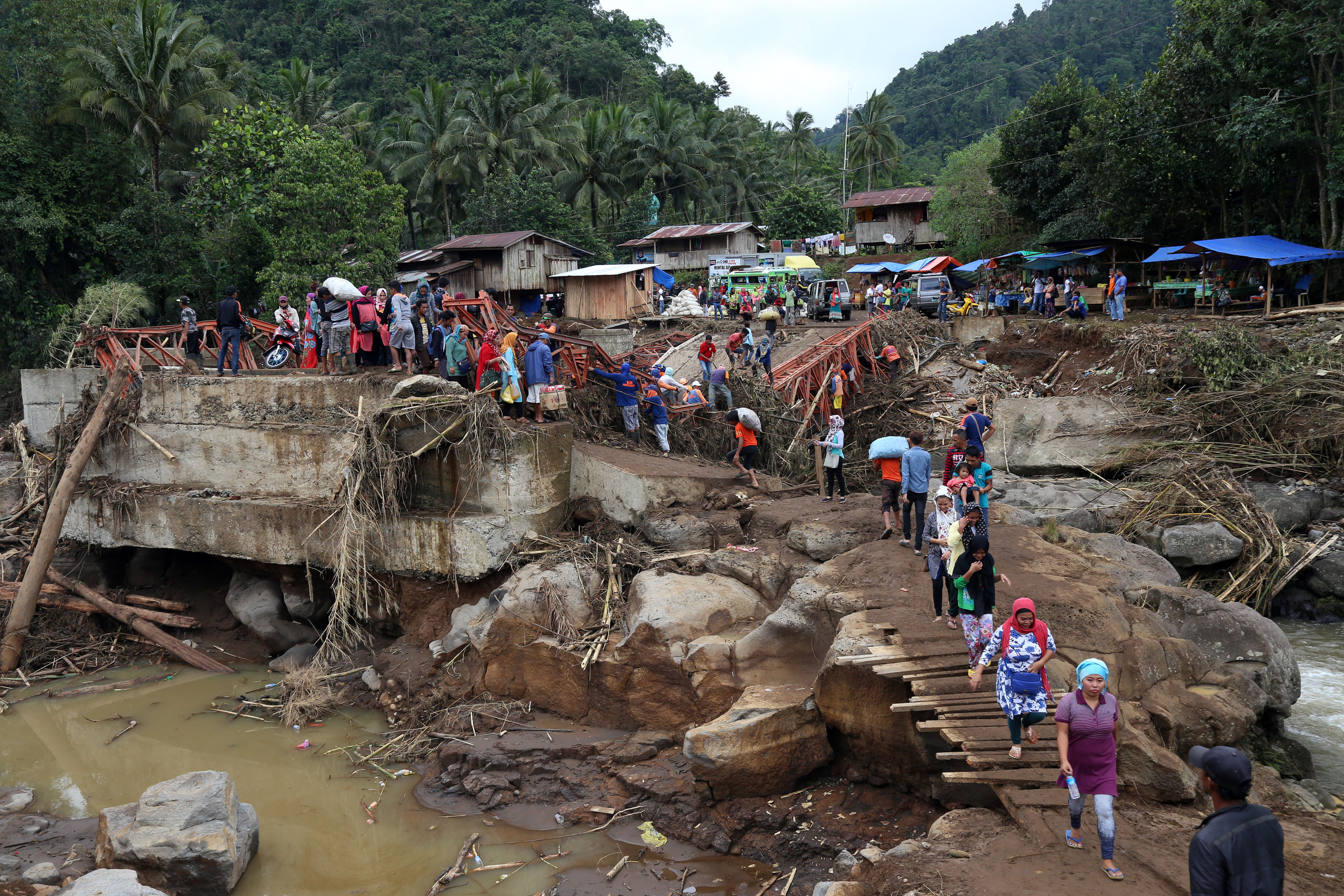 A young girl survives Vinta